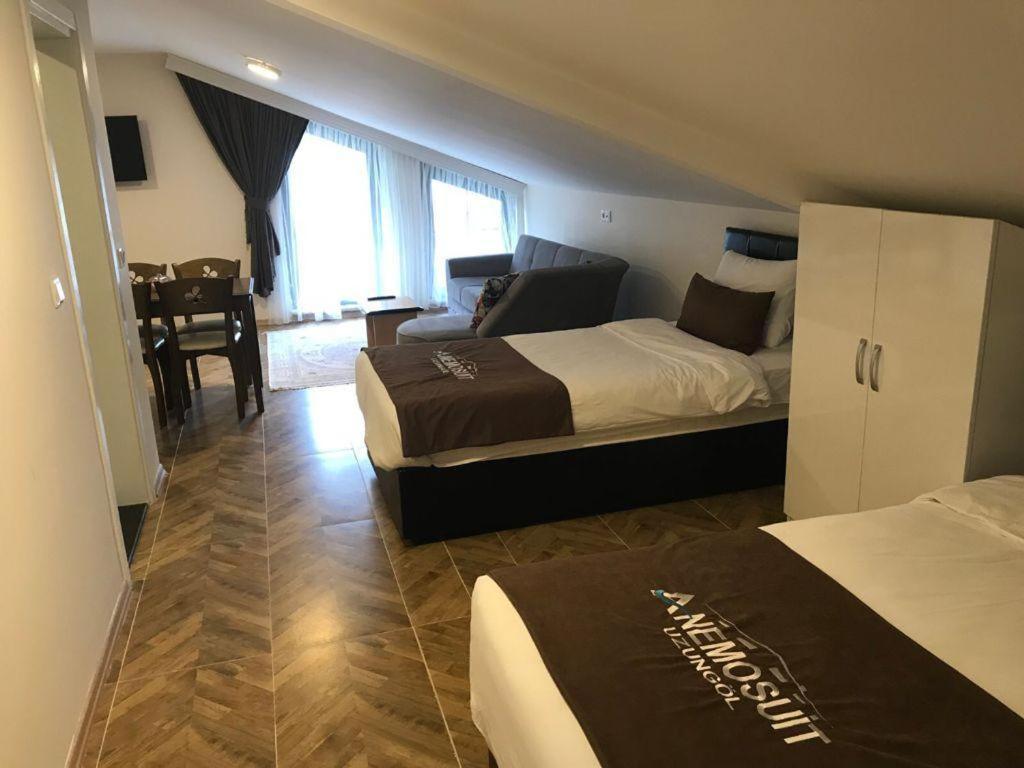 Anemo Suite 乌宗 外观 照片